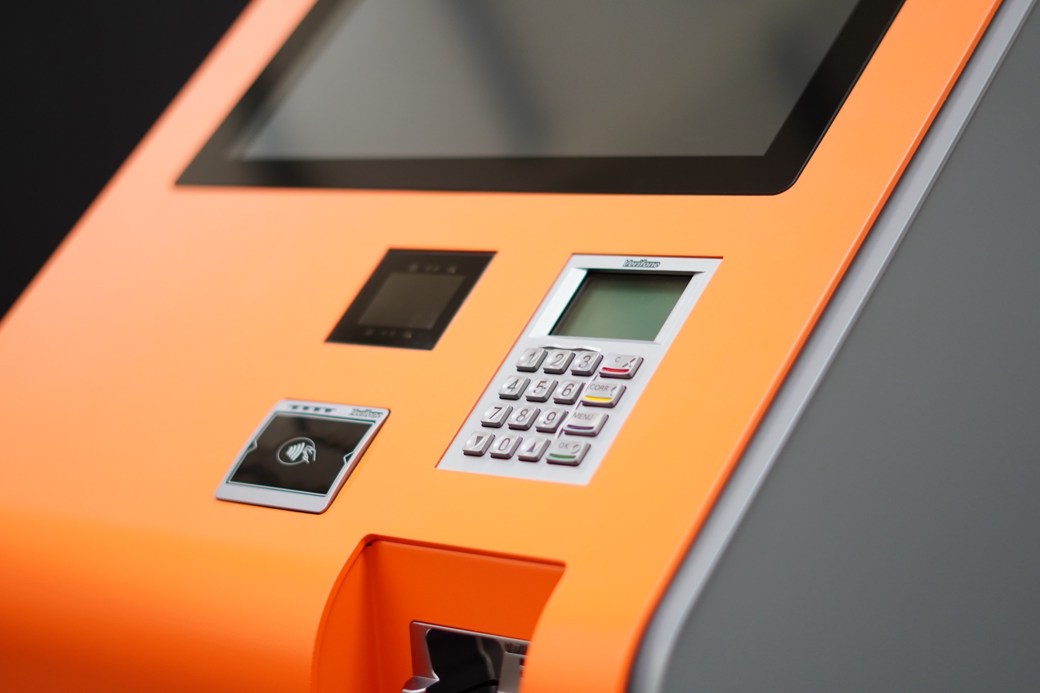 PIN pad, card reader and note acceptor on a Moobo payment kiosk